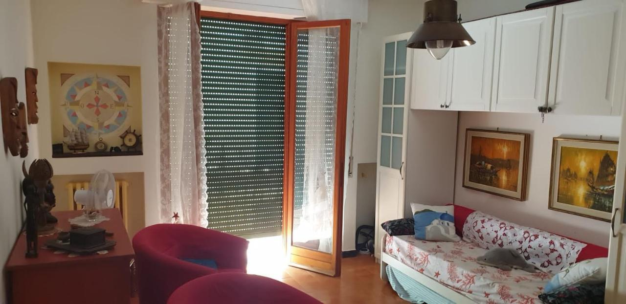 דירות מונליה Piccolo Attico Sul Mare מראה חיצוני תמונה